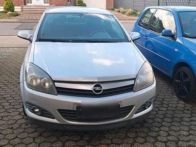 Opel Astra GTC