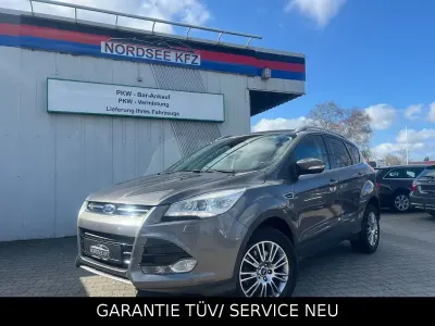 Gebraucht Ford Kuga Titanium 140 PS (102 kW) 2013 Grau SUV