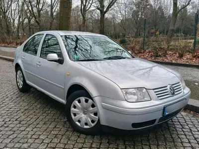 Gebraucht VW Bora Trendline 115 PS (84 kW) 1998 Silber Limousine