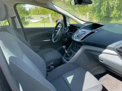 Używany Ford C-MAX SYNC Edition 125 KM (91 kW) 2013 Czarny Minivan