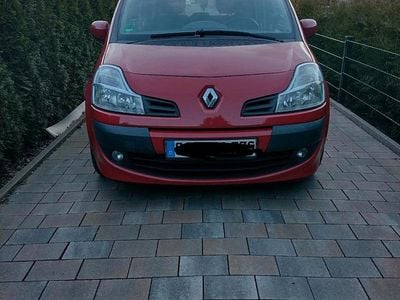 Gebraucht Renault Modus 86 PS (63 kW) 2010 Rot Van / Kleinbus