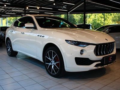 Weiß Gebraucht 2017 Maserati Levante GranLusso SUV | 39.800 €