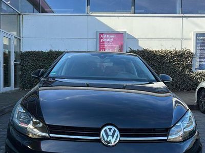 Gebraucht VW Golf VII Highline 150 PS (110 kW) 2019 Schwarz Limousine