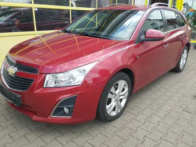 Gebraucht Chevrolet Cruze LTZ 163 PS (119 kW) 2012 Rot Kombi