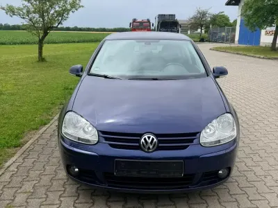 Gebraucht VW Golf V 140 PS (102 kW) 2008 Blau Kleinwagen