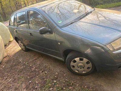 Second-hand Skoda Fabia 64 CP (47 kW) 2004 Albastru Break