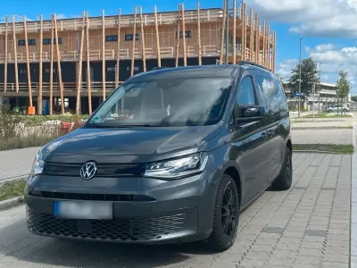 Gebraucht VW Caddy Maxi California 122 PS (89 kW) 2022 Grau Van / Kleinbus