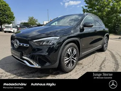 Gebraucht Mercedes GLA180 Progressive 116 PS (85 kW) 2025 Lack kosmosschwarz (metallic) SUV