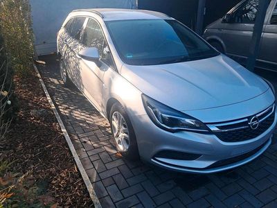 Gebraucht Opel Astra 136 PS (100 kW) 2019 Silber Kombi