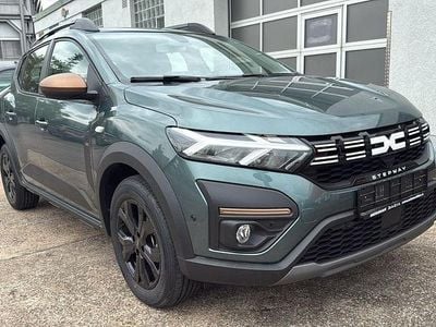 Second-hand Dacia Sandero Extreme 91 CP (66 kW) 2024 Verde Berlinǎ