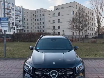Gebraucht Mercedes GLB220 190 PS (139 kW) 2021 Schwarz SUV