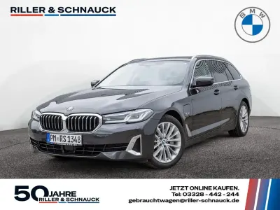 Używany BMW 530e Luxury Line 292 KM (214 kW) 2022 Szary Sedan/Limuzyna