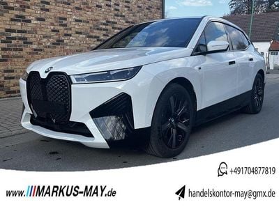Gebraucht BMW iX Sport Line 455 kW (619 PS) 2023 Weiß SUV