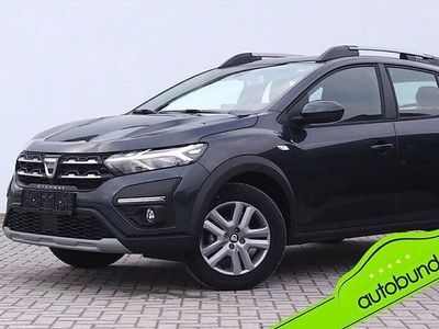 gebraucht Dacia Sandero Stepway III 1,0 TCe Automatik Comfort DAB LED NAVI KAMERA