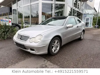 Gebraucht Mercedes C200 163 PS (119 kW) 2001 Silber Coupé