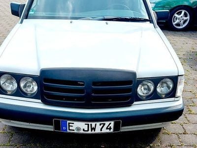Gebraucht Mercedes 190 109 PS (80 kW) 1992 Weiß Limousine