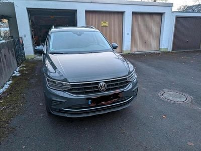 Gebraucht VW Tiguan Move 150 PS (110 kW) 2024 Grau SUV