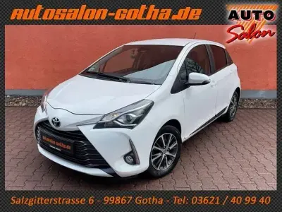 Usata Toyota Yaris Club 112 CV (82 kW) 2019 Bianco Utilitaria