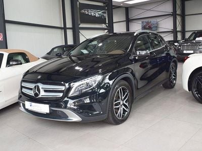 Mercedes GLA220