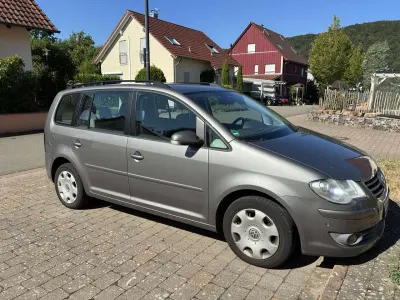 Gebraucht VW Touran Trendline 140 PS (102 kW) 2009 Grau Van / Kleinbus