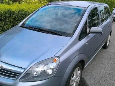 Gebraucht Opel Zafira Edition 140 PS (102 kW) 2009 Blau Van / Kleinbus