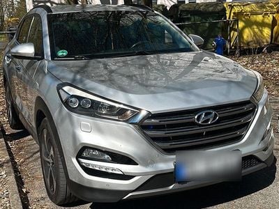 Gebraucht Hyundai Tucson Premium 185 PS (136 kW) 2016 Silber SUV