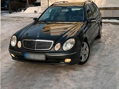 Gebraucht Mercedes E320 204 PS (150 kW) 2005 Schwarz Kombi