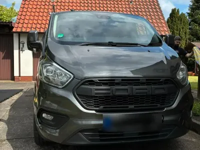 Gebraucht Ford Transit Custom 131 PS (96 kW) 2018 Grau Van / Kleinbus
