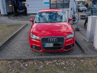 Gebraucht Audi A1 105 PS (77 kW) 2010 Rot Kleinwagen
