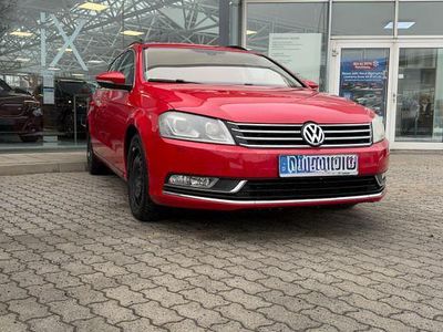 Rot Gebraucht 2011 VW Passat Comfortline Kombi | 5.499 € (Guter Preis)