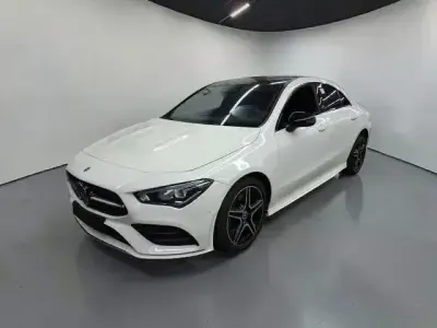 Gebraucht Mercedes CLA250 AMG line 224 PS (164 kW) 2022 Weiß Limousine