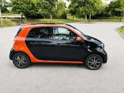 Gebraucht Smart ForFour Electric Drive Passion 60 kW (82 PS) 2021 Schwarz Limousine