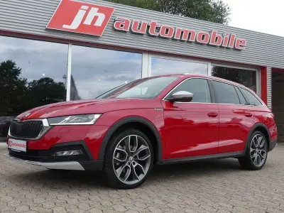 Gebraucht Skoda Octavia Scout 4x4 200 PS (147 kW) 2023 Rot Kombi