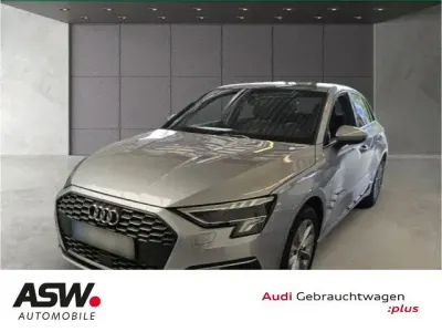 Gebraucht Audi A3 Design 116 PS (85 kW) 2023 Silber Limousine