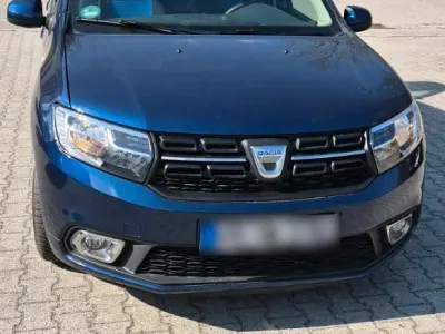 Gebraucht Dacia Sandero 89 PS (65 kW) 2017 Blau Limousine
