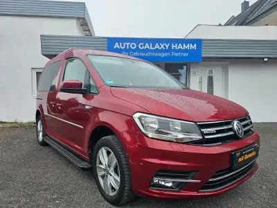 Gebraucht VW Caddy Highline 110 PS (80 kW) 2019 Rot Van / Kleinbus