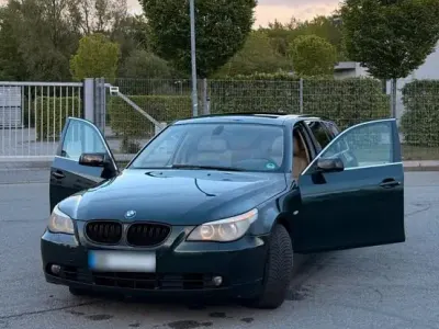 Gebraucht BMW 530 218 PS (160 kW) 2004 Grün Kombi