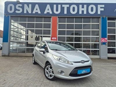 Gebraucht Ford Fiesta Titanium 82 PS (60 kW) 2012 Grau Kleinwagen