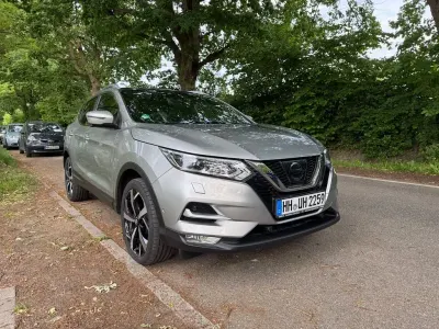 Gebraucht Nissan Qashqai Tekna+ 116 PS (85 kW) 2017 Silber SUV