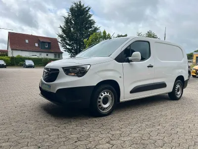 Gebraucht Opel Combo 131 PS (96 kW) 2021 Weiß Van / Kleinbus