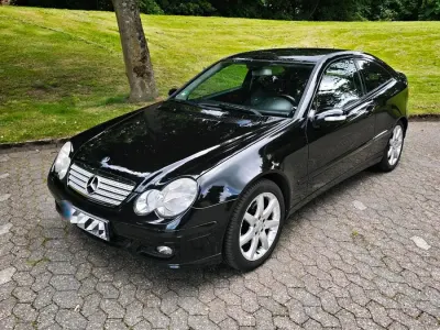 Gebraucht Mercedes C230 204 PS (150 kW) 2005 Schwarz Coupé