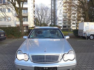 Gebraucht Mercedes C200 163 PS (119 kW) 2002 Silber Limousine