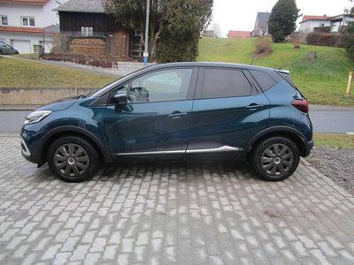 Biskayablau/blackpearl bixwd Gebraucht 2019 Renault Captur Collection SUV | 13.600 € (Guter Preis)