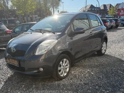 Brugt Toyota Yaris Team 69 HK (50 kW) 2008 Grå Hatchback