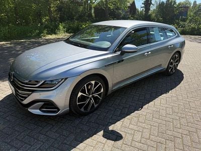 Second-hand VW Arteon R-line 190 CP (139 kW) 2022 Argintiu Berlinǎ