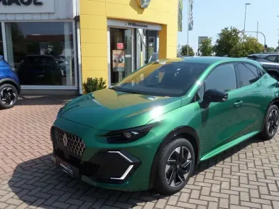 Neu Renault Clio Techno 114 PS (83 kW) 2026 Absolutgrün Kleinwagen