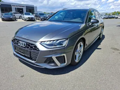 Gebraucht Audi A4 S-Line 204 PS (150 kW) 2021 Daytonagrau perleffekt Kombi