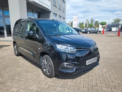Gebraucht Toyota Proace Verso City 131 PS (96 kW) 2022 Schwarz metallic Kombi