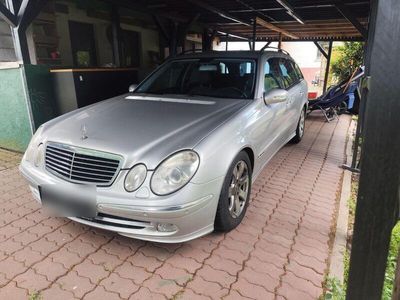 Mercedes E320