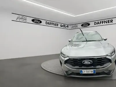 Używany Ford Kuga ST-Line 190 KM (139 kW) 2025 Srebrny SUV